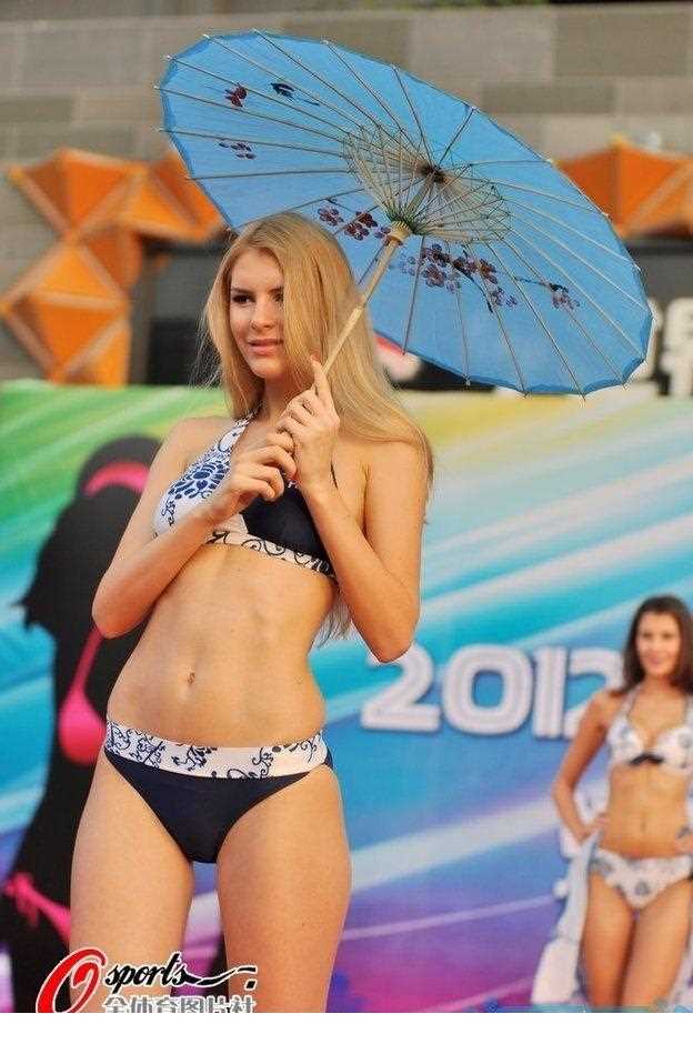 最新比基尼小姐为奥运助威,清凉性感惹遐思壁纸