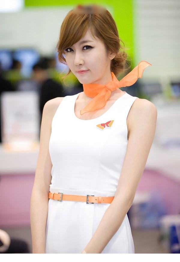高清韩国模特超美Showgirl崔星儿图册