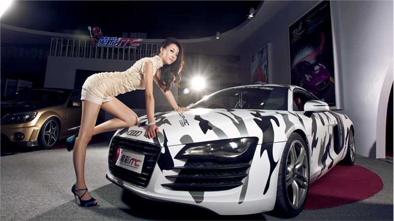 优质酥胸微露的R女郎图片