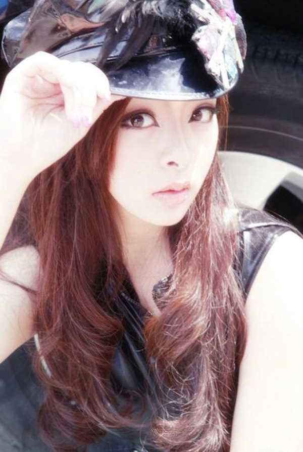 高清美女Grace田小夕汽车宝贝照图集