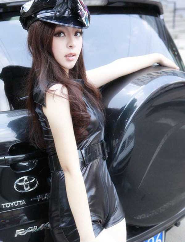 高清美女Grace田小夕汽车宝贝照图集