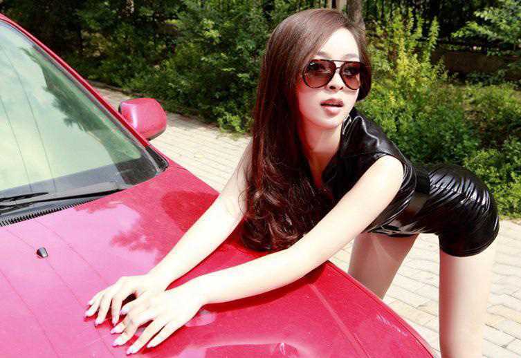 高清美女Grace田小夕汽车宝贝照图集