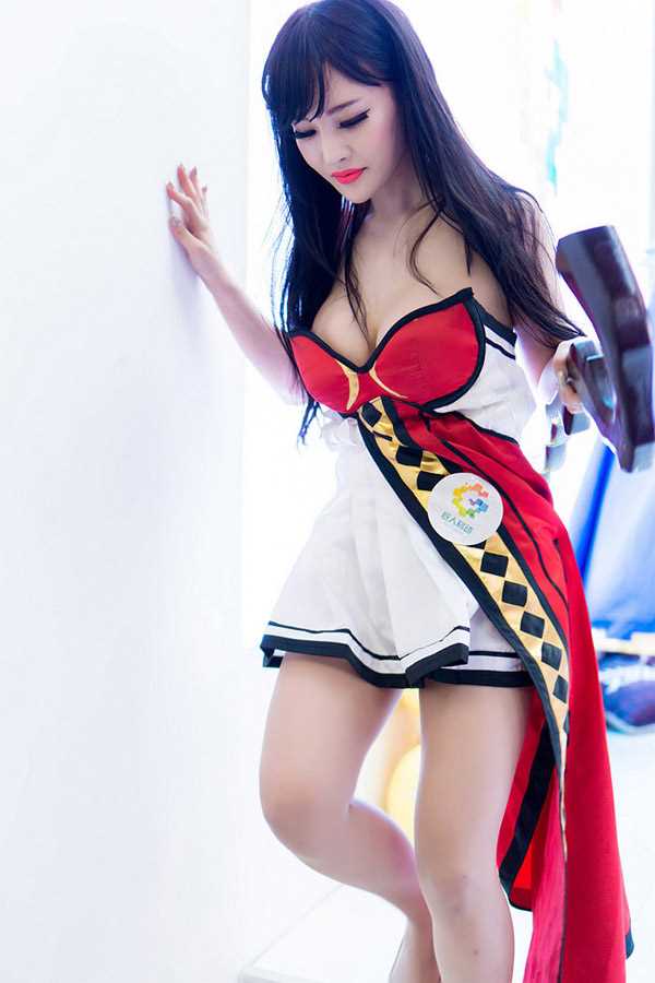特别专辑CG模特性感爆乳火辣照图片