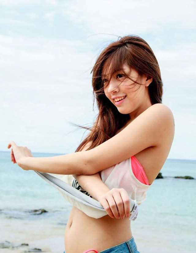 精选尖叫妹辜莞允海边性感图册