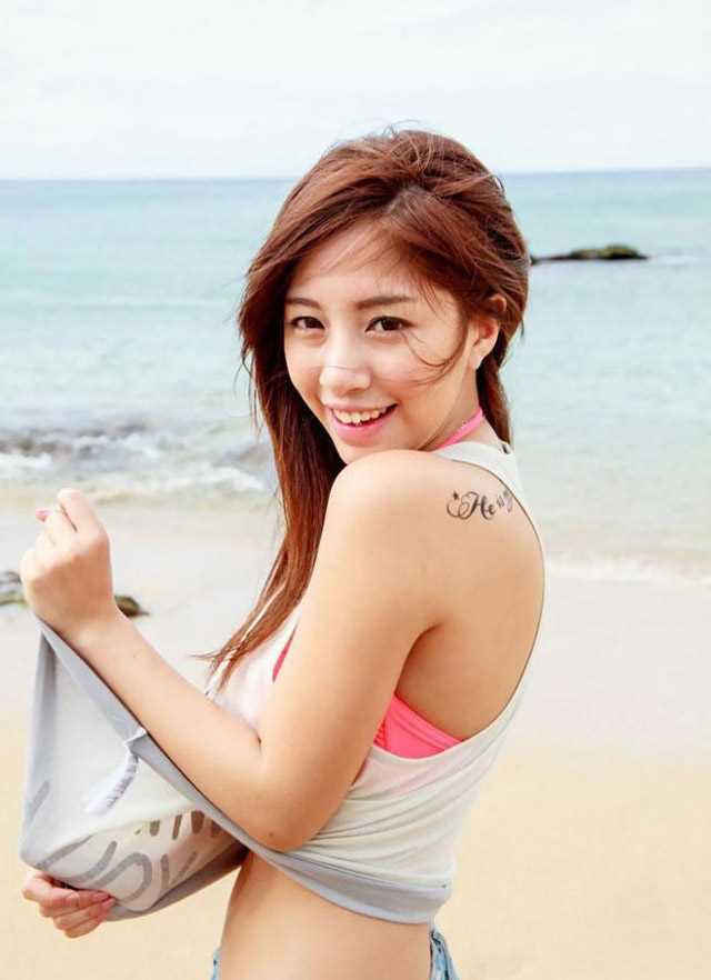 精选尖叫妹辜莞允海边性感图册