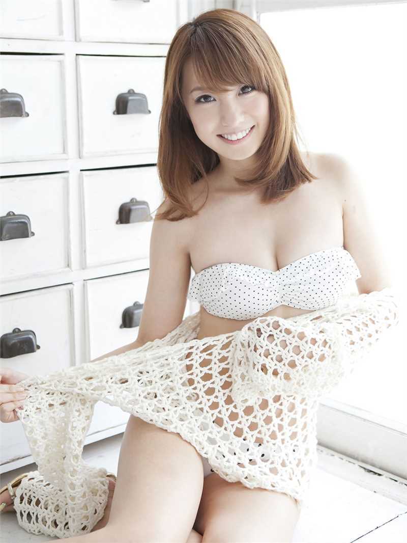 最全山本梓点点诱惑壁纸