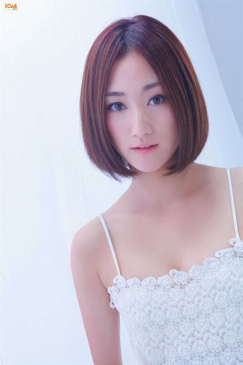 特别专辑短发日本女友吉永実夏私房照图片