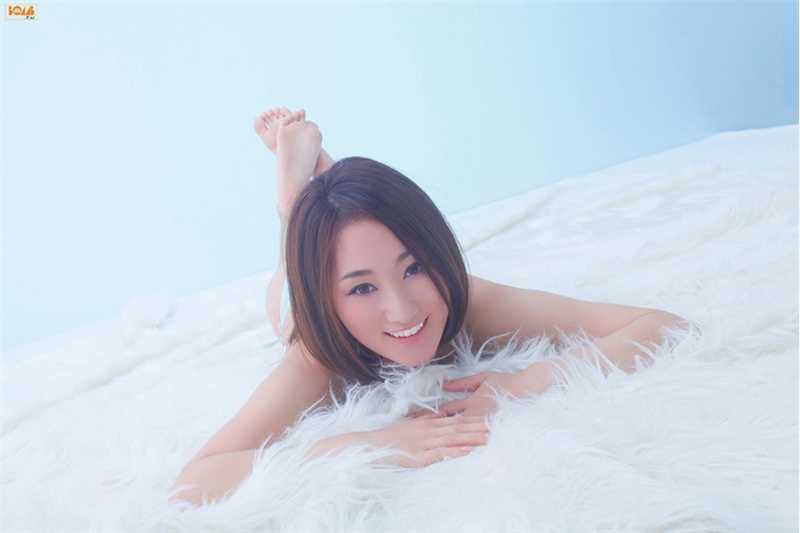 特别专辑短发日本女友吉永実夏私房照图片