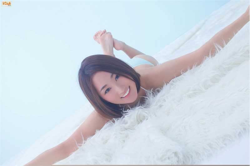 特别专辑短发日本女友吉永実夏私房照图片