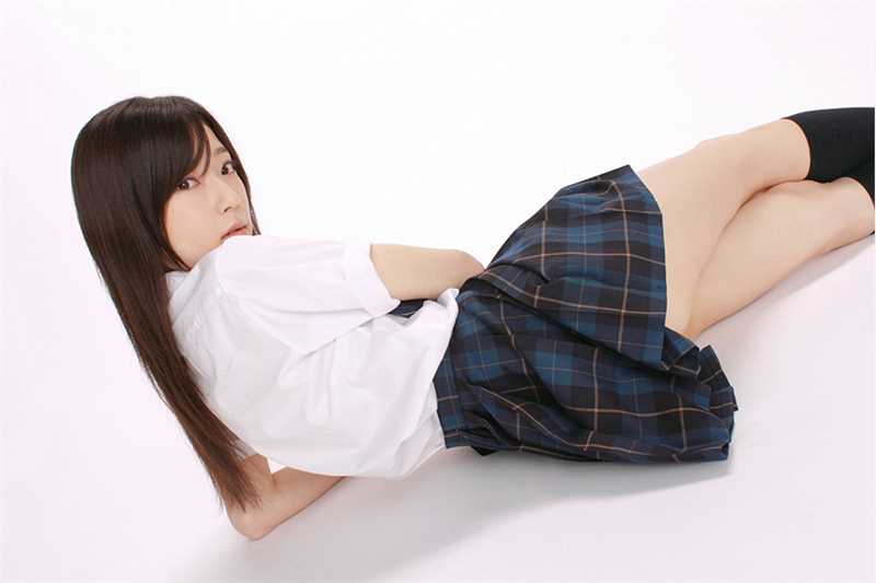 特别专辑黑发清纯日本美女成実美香图片