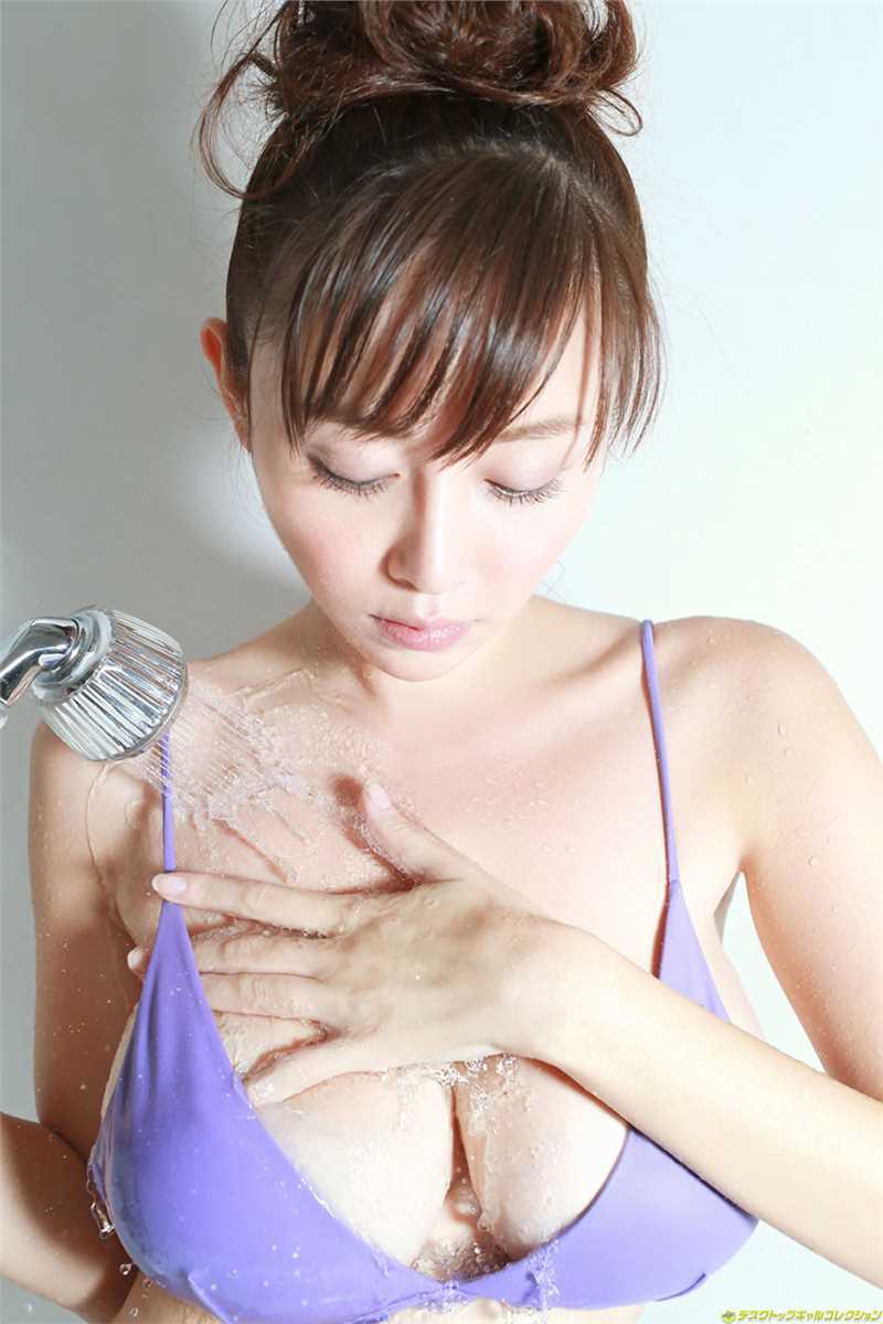 最新日本G奶女友杉原杏璃浴照壁纸