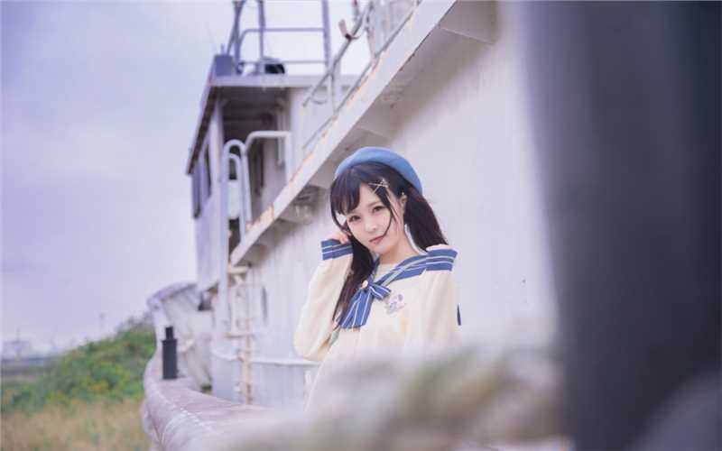 优质白色比基尼美女和田絵莉海边相册