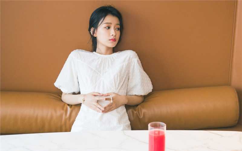 最新知性美女孙怡养眼清纯白皙甜美明星高清壁纸壁纸