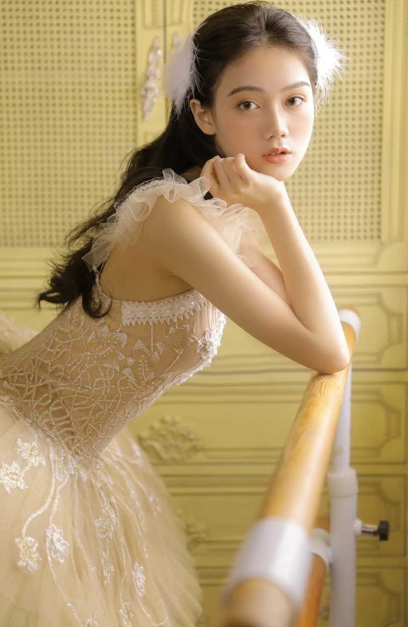 最全清纯妹妹低胸露漂亮性感养眼美女集相册