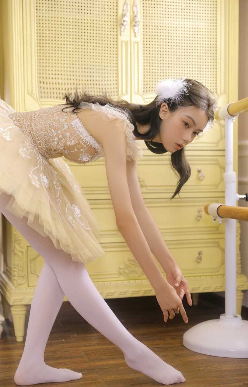 最全清纯妹妹低胸露漂亮性感养眼美女集相册