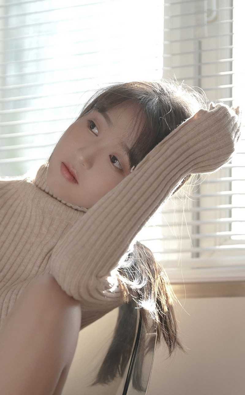 精选阳光小美女气质纤尘不染清纯唯美女生照片图册