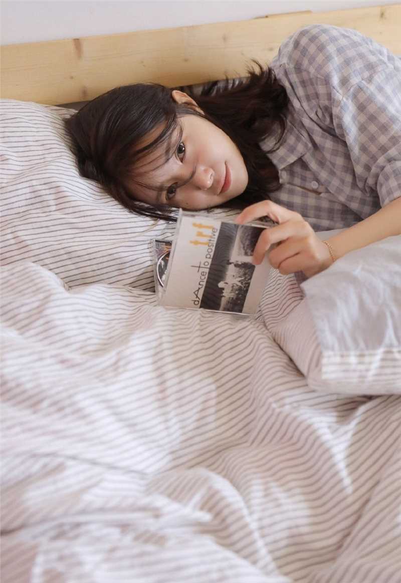 优质肤白貌美的氧气妻子小清新居家漂亮清纯图片相册