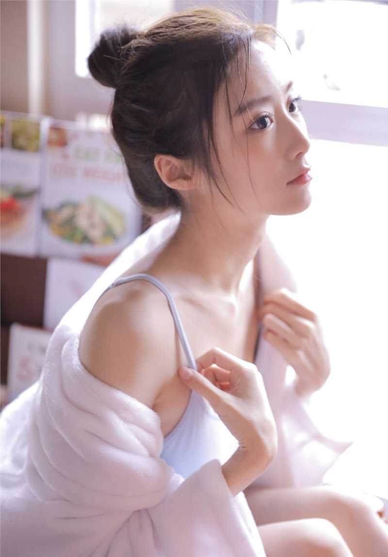 特别专辑气质纤尘不染的小仙女白玉嫩肤清纯唯美图片