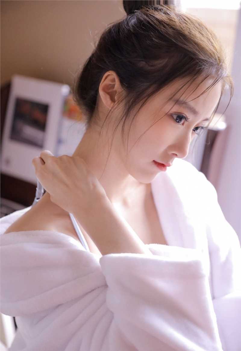 特别专辑气质纤尘不染的小仙女白玉嫩肤清纯唯美图片