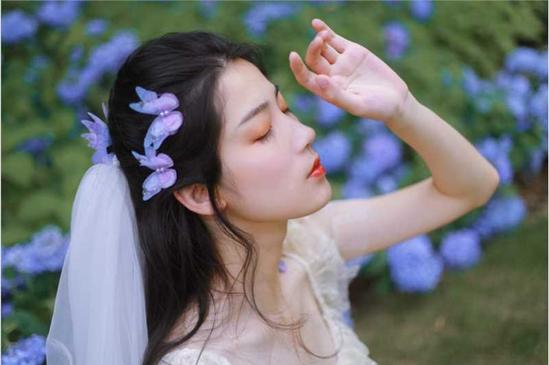 优质治愈清纯养眼的婚纱白裙美女蕾丝花海唯美浪漫相册