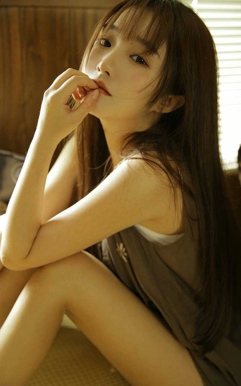 精选极品漂亮幼嫩宅女丰满天然长腿翘臀未成年萝莉清纯图册