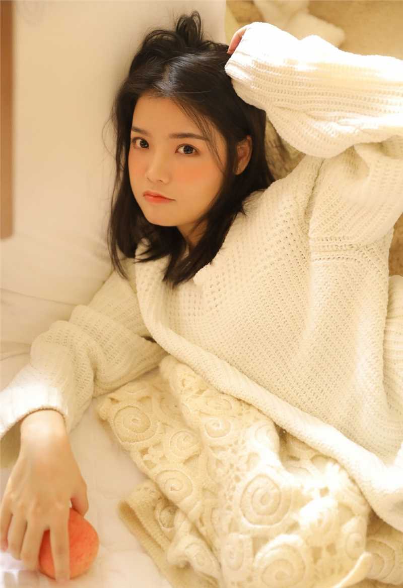 高清可爱俏皮美女私房细长美腿香艳清纯甜美写真图片图集