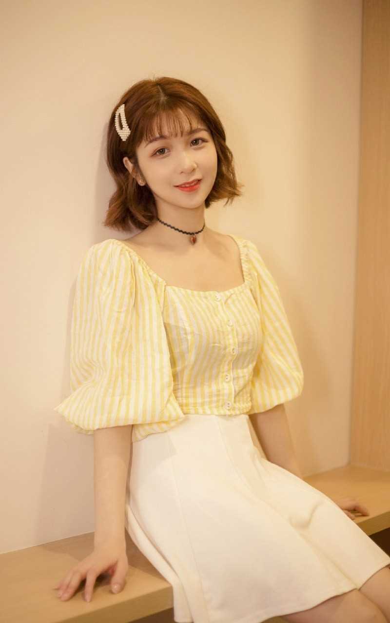 特别专辑甜美俏皮元气漂亮女友私房温柔贤惠清纯可爱照片图片