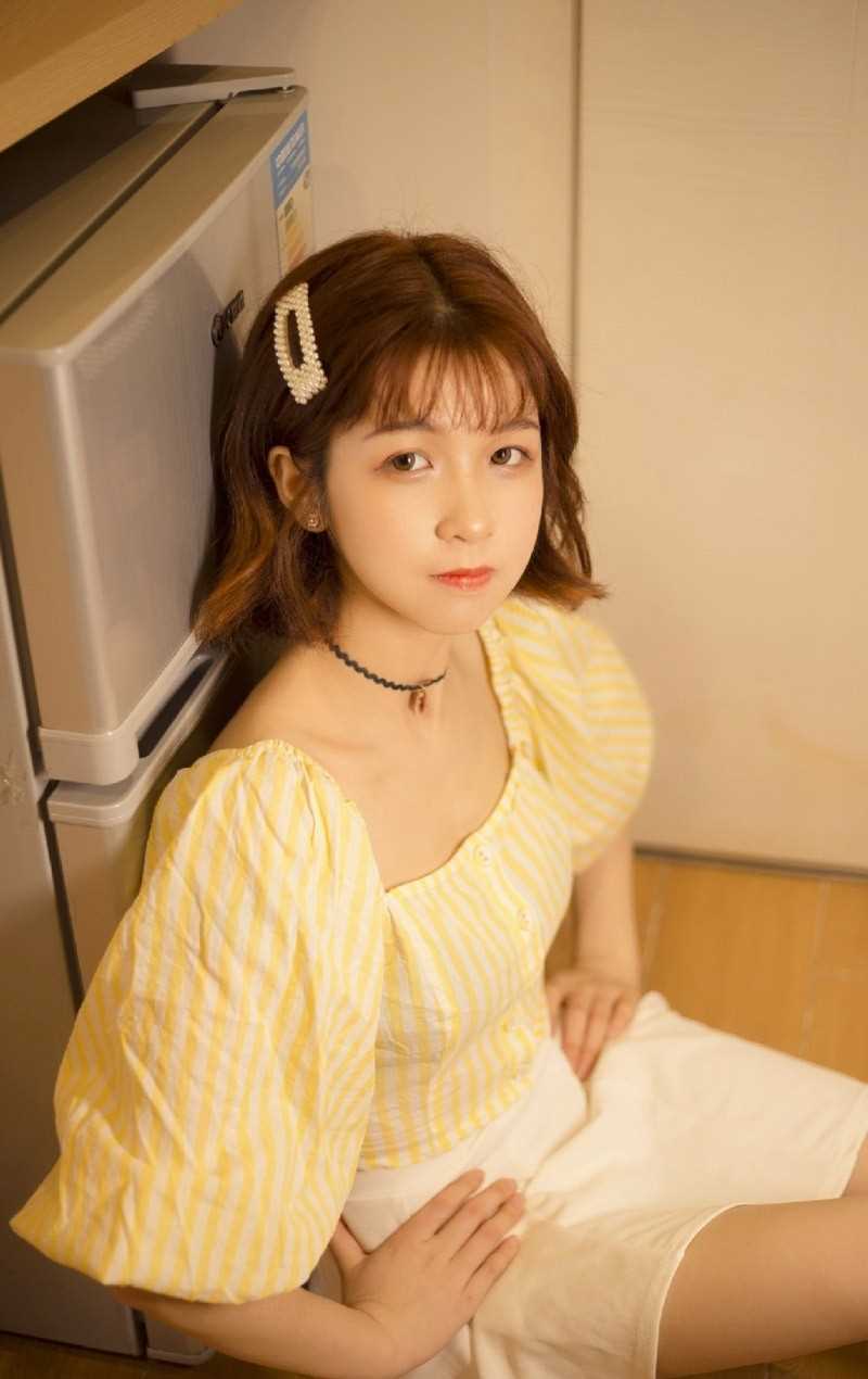 特别专辑甜美俏皮元气漂亮女友私房温柔贤惠清纯可爱照片图片