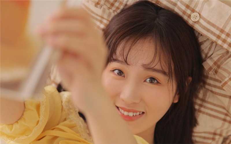 优质可爱绝俗的清纯可人甜美稚嫩私房养眼相册