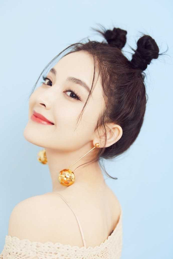 精选可爱美女古力娜扎个性发型活力俏皮清纯图片图册