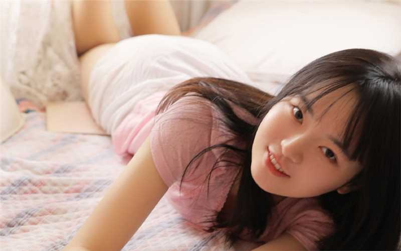 优质邻家清纯美女熟睡私房照内衣香艳诱惑图片相册