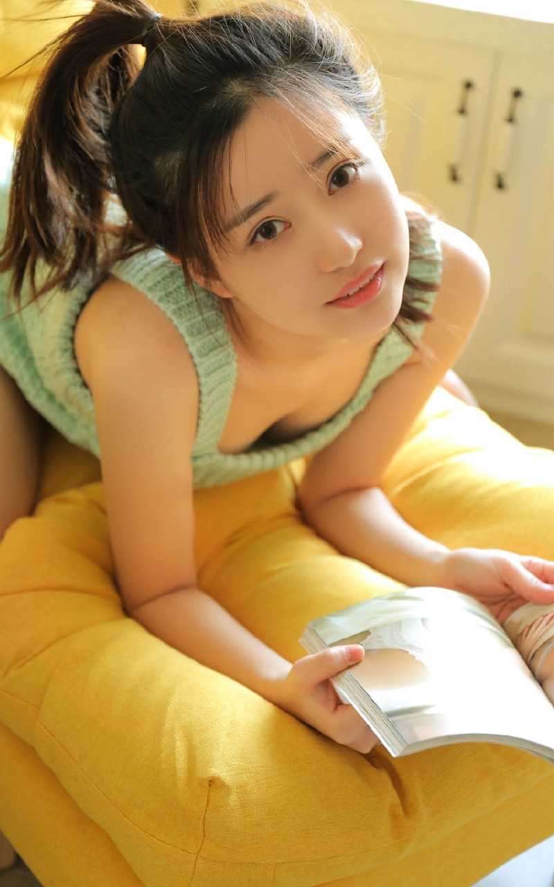 清纯美女软妹吊带内衣大长腿氧气小清新图片