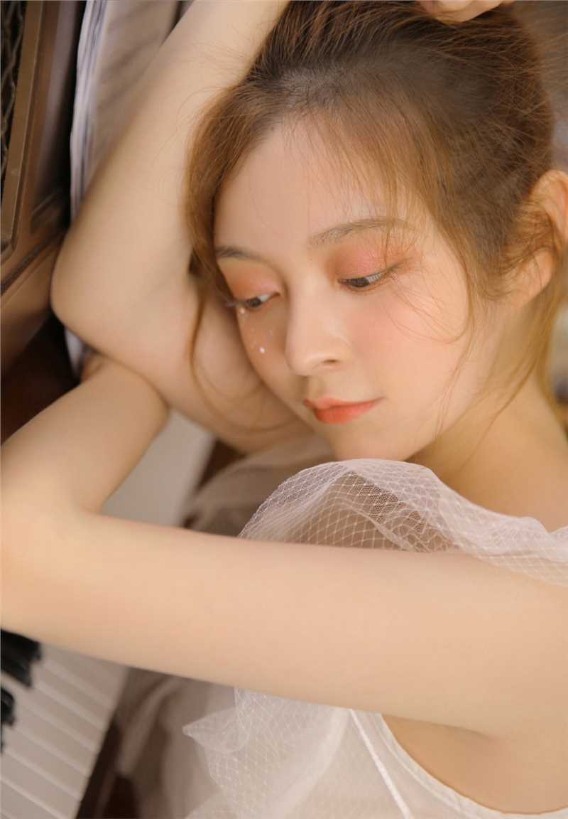 梦幻极品透视美女私房香艳抚媚清纯诱惑