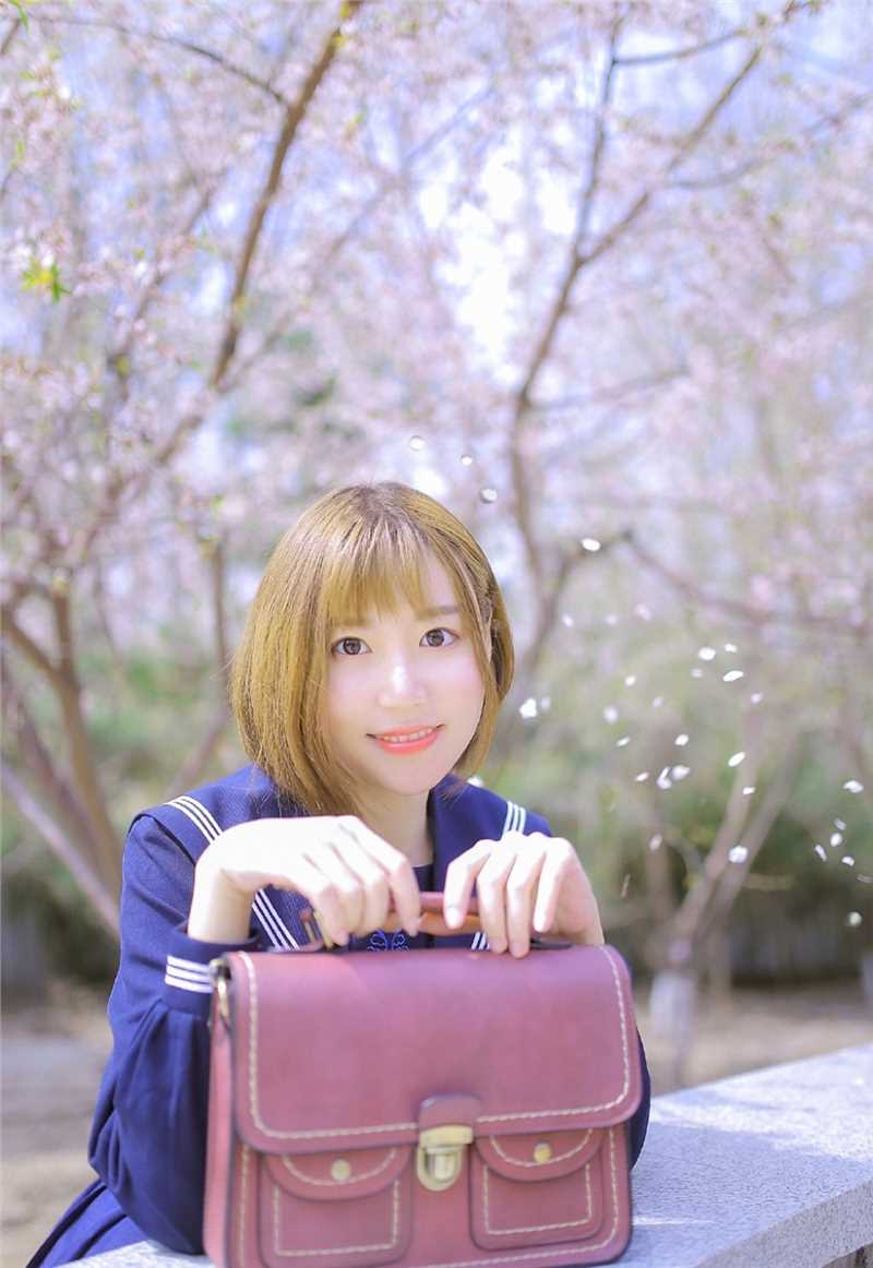 最全极品妖娆校园美女西服优等生赏花清纯相册
