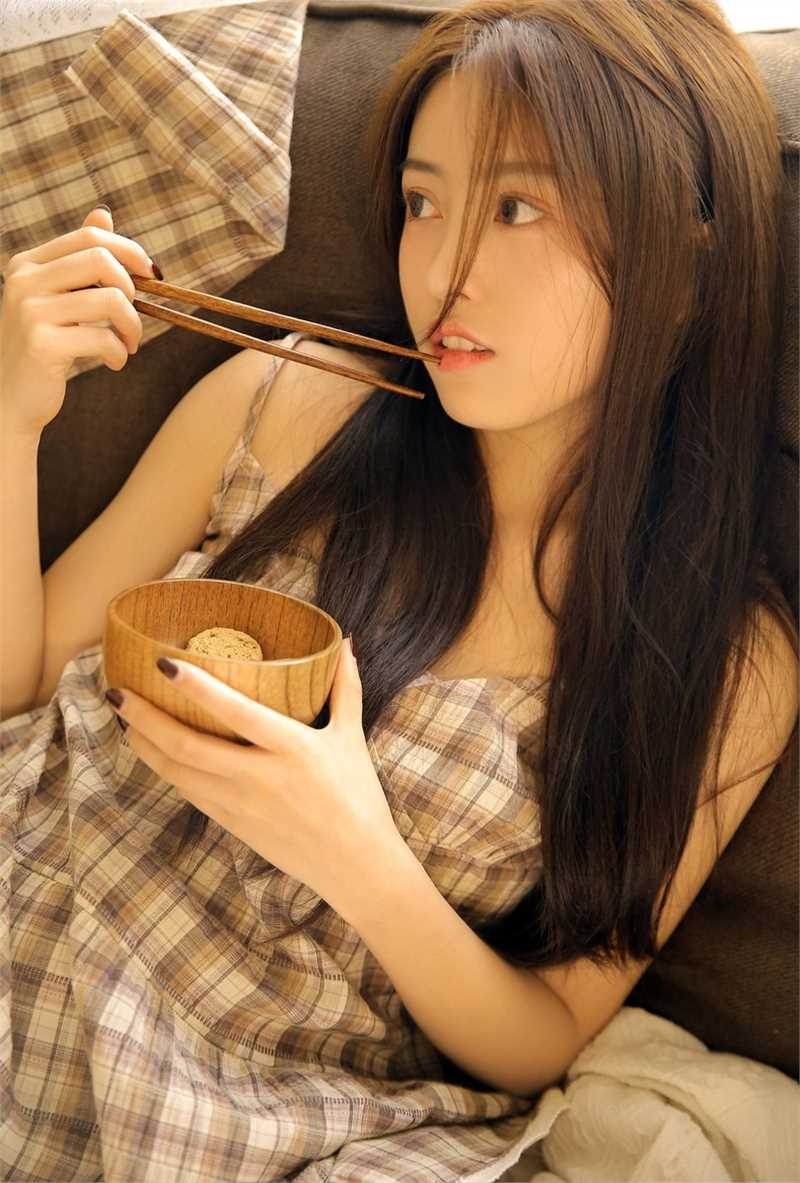 精选居家慵懒美女小清新吊带淑女裙甜美可爱清纯图片图册