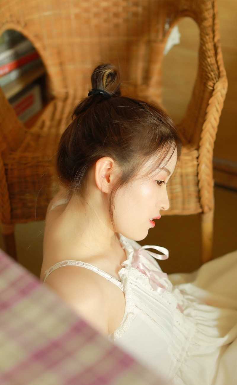 最全丸子头萝莉少女吊带长裙清纯大胸美女图片相册
