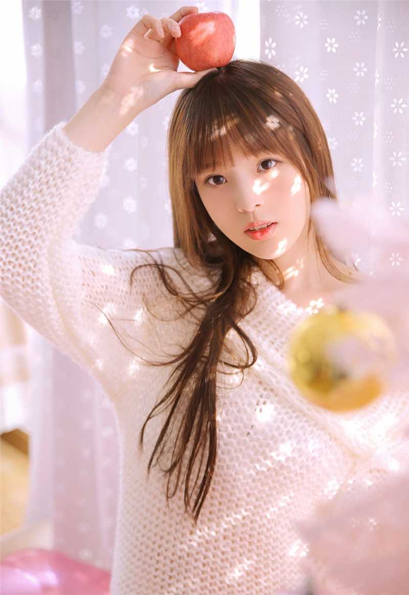 精选成熟清纯氧气美女细长大长腿私房可爱诱惑图册