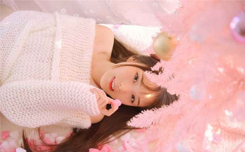 精选成熟清纯氧气美女细长大长腿私房可爱诱惑图册