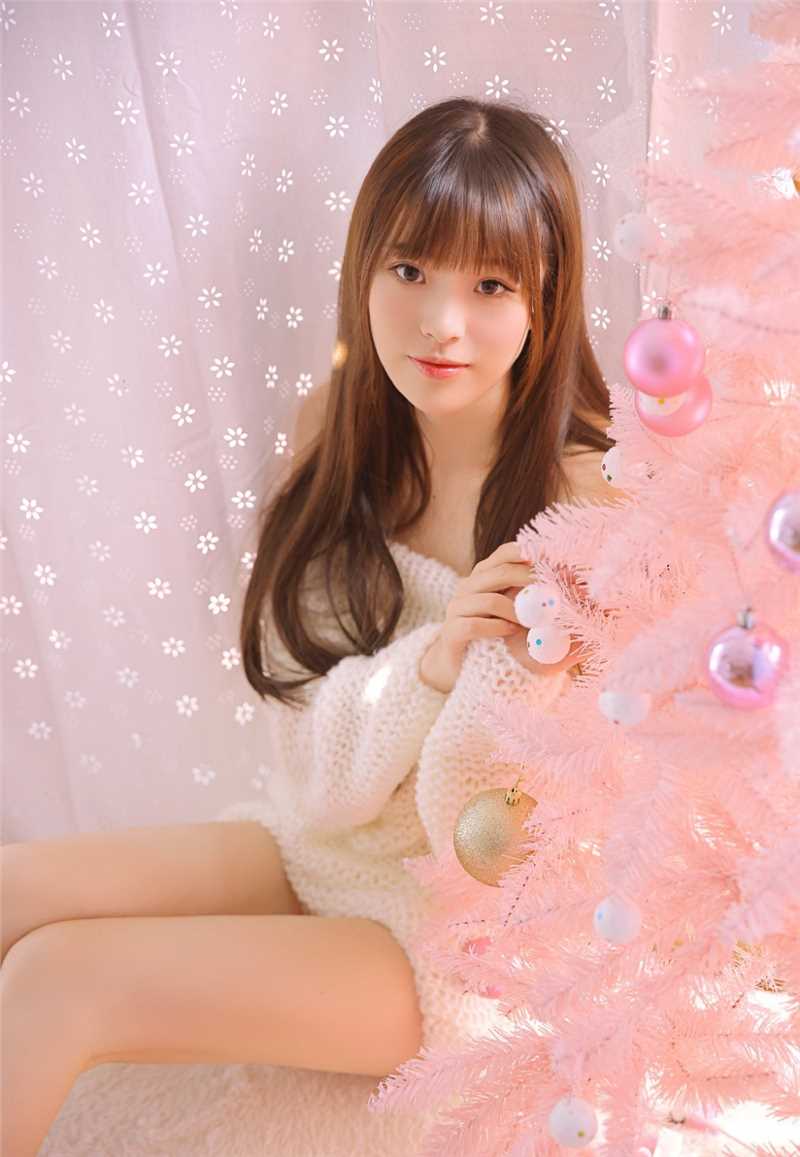 精选成熟清纯氧气美女细长大长腿私房可爱诱惑图册