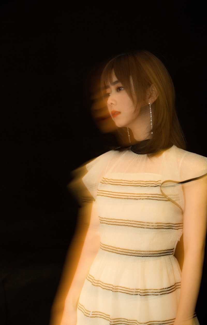 最新90后甜美清纯短发少女谭松韵时尚图片壁纸