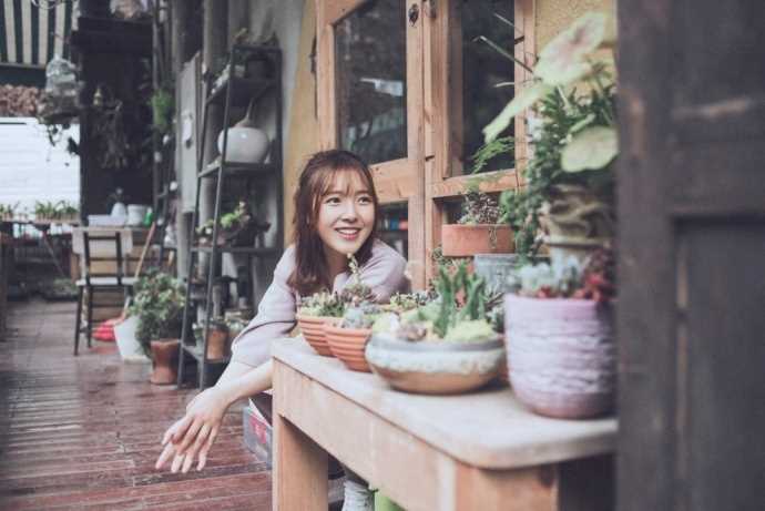 最新纯天然素人少女清纯氧气小清新壁纸