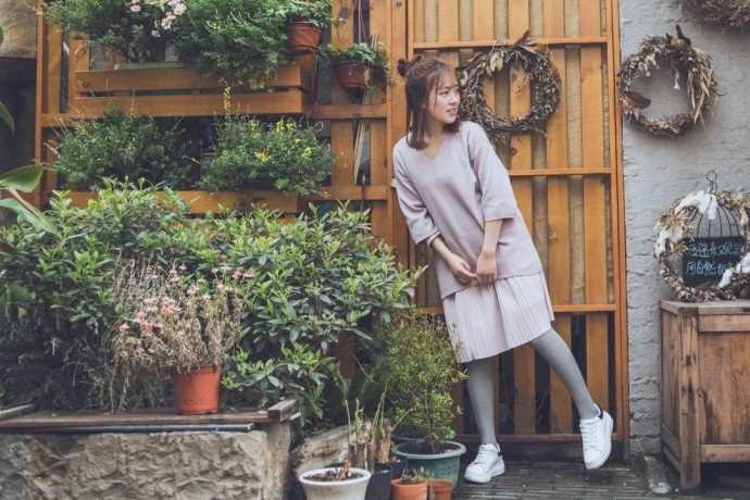 最新纯天然素人少女清纯氧气小清新壁纸