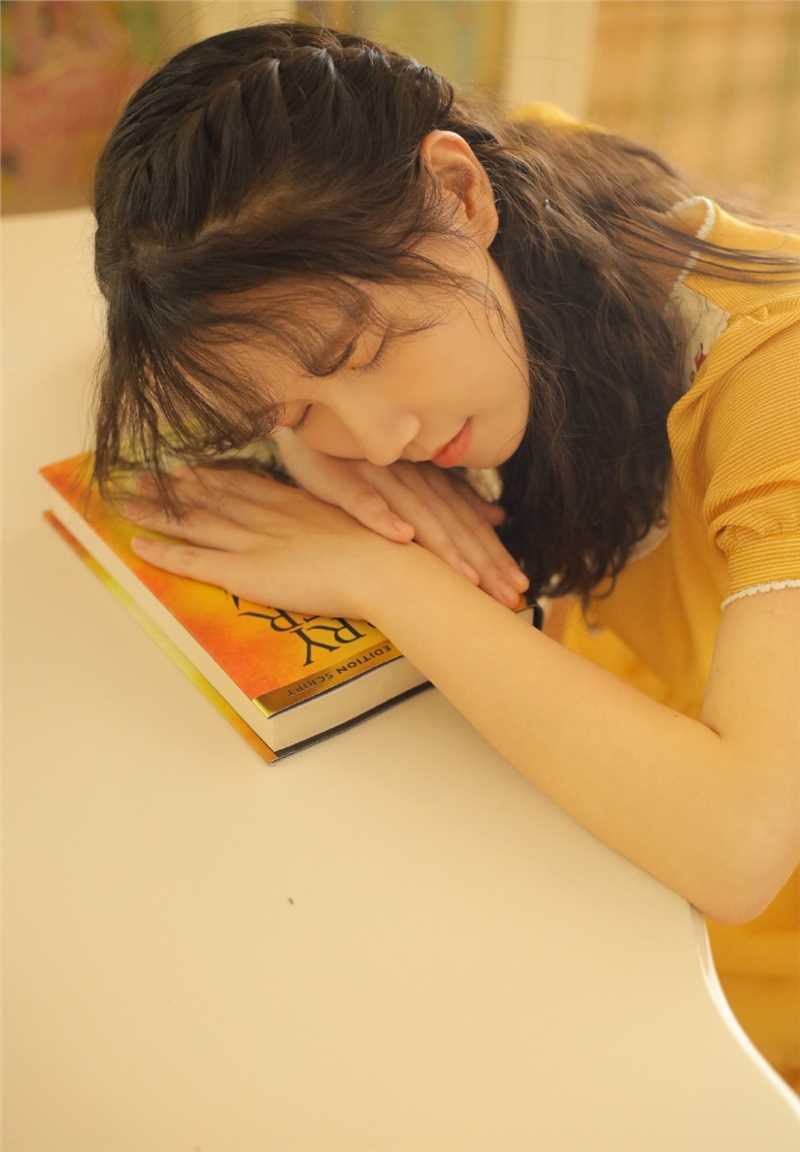 优质治愈系国模少女小清新清纯个人艺术图片相册