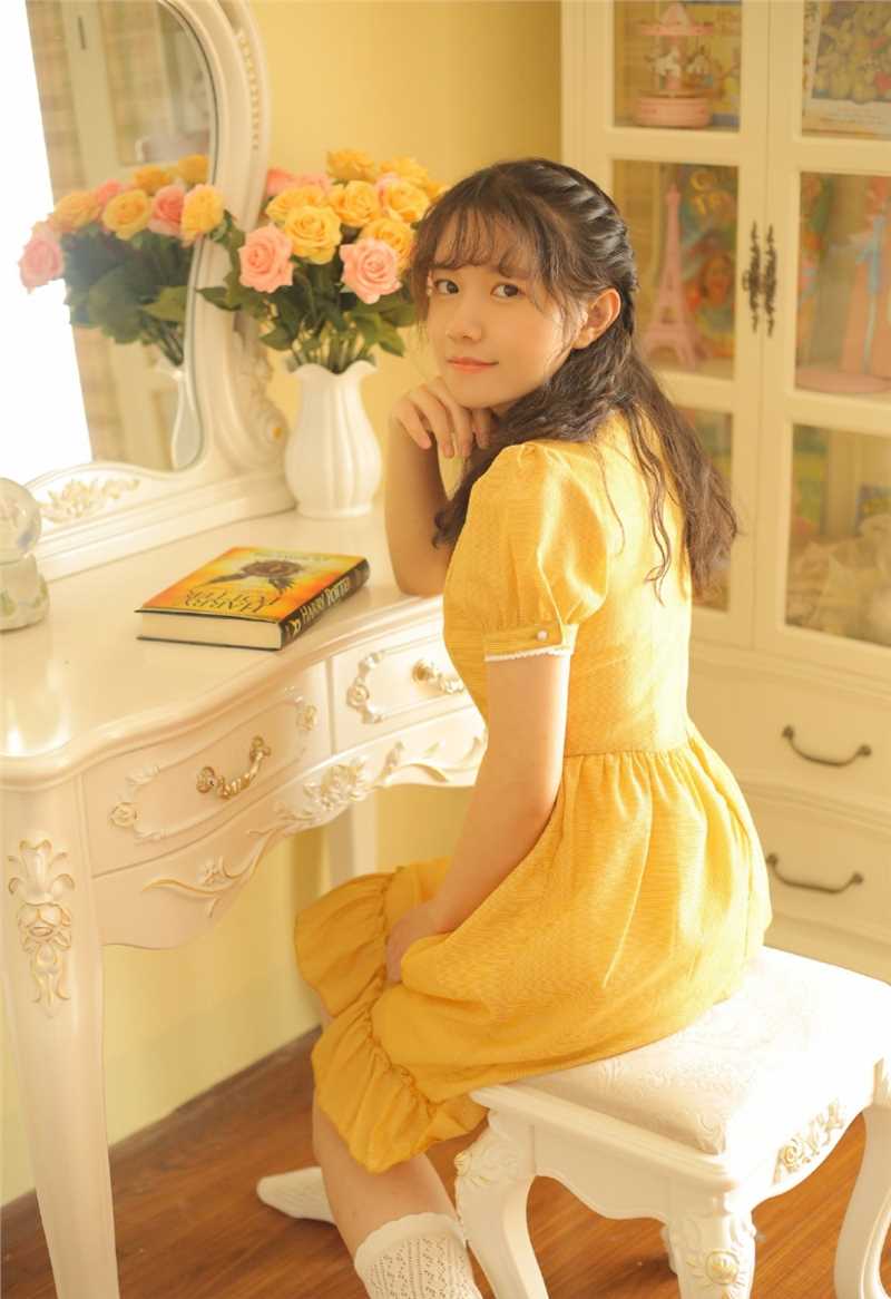 优质治愈系国模少女小清新清纯个人艺术图片相册