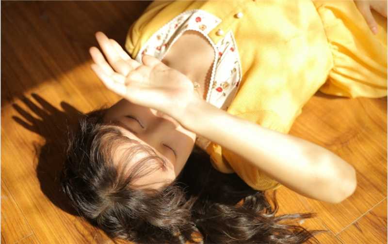 优质治愈系国模少女小清新清纯个人艺术图片相册