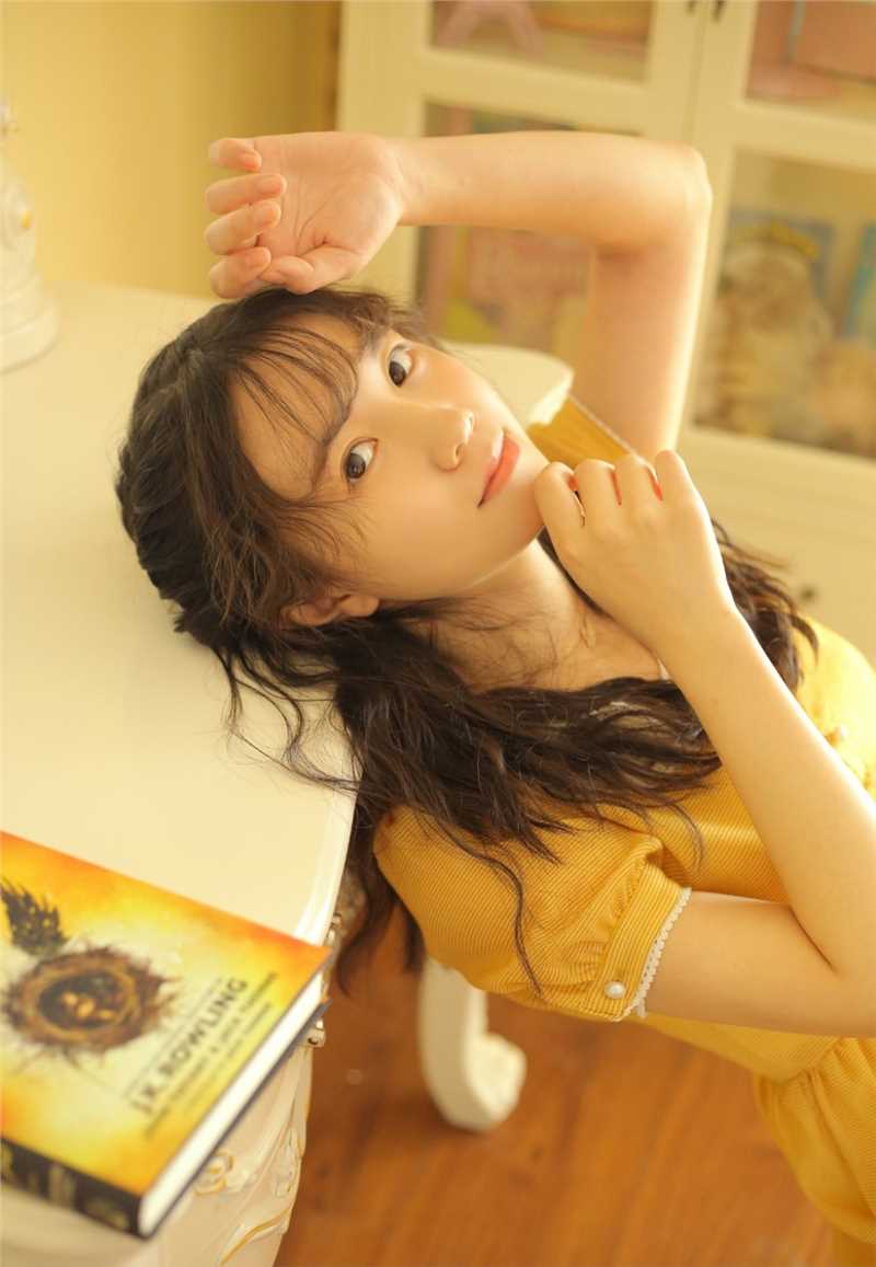 优质治愈系国模少女小清新清纯个人艺术图片相册