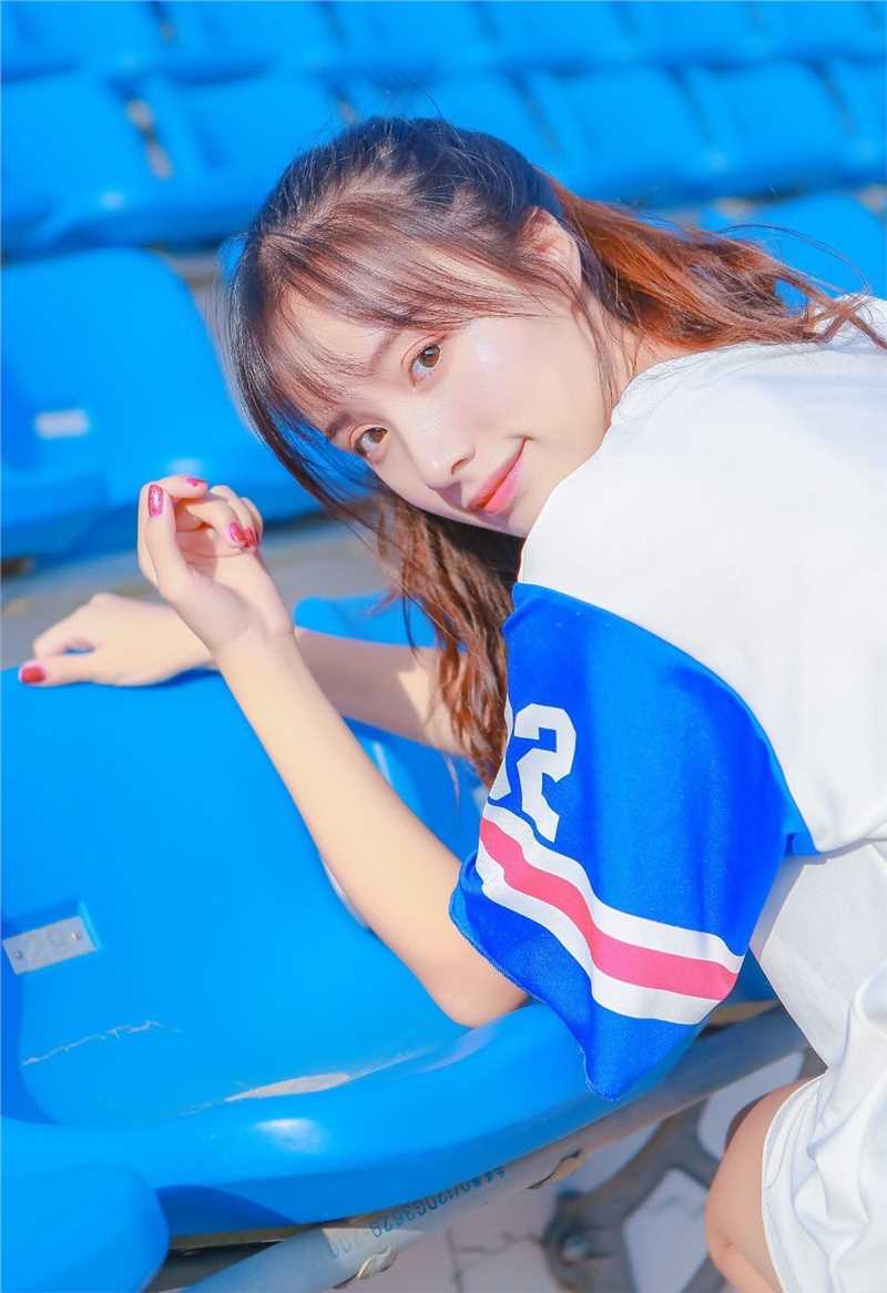 特别专辑水嫩氧气美女校花清纯养眼迷人梦幻图片图片