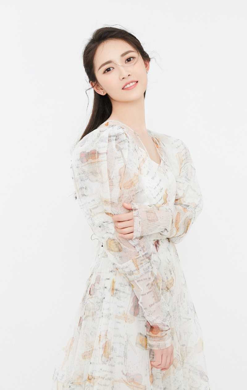 高清梦幻宅男女神陈钰琪纯净白皙水嫩高颜值清纯图集