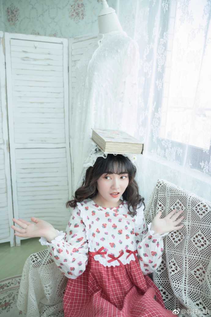 优质清纯网红少女私人软妹装洋裙复古相册