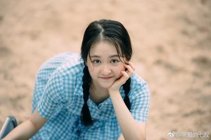 高清清纯甜美少女冷芃芃可爱软妹表情包图集